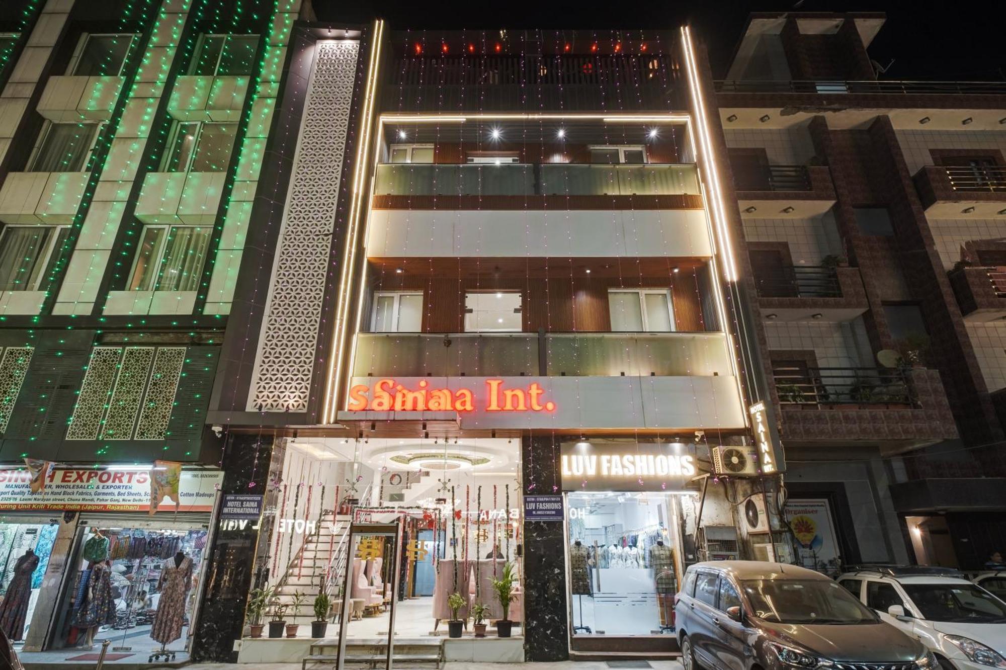 ホテル The Saina International - New Delhi, Paharganj エクステリア 写真