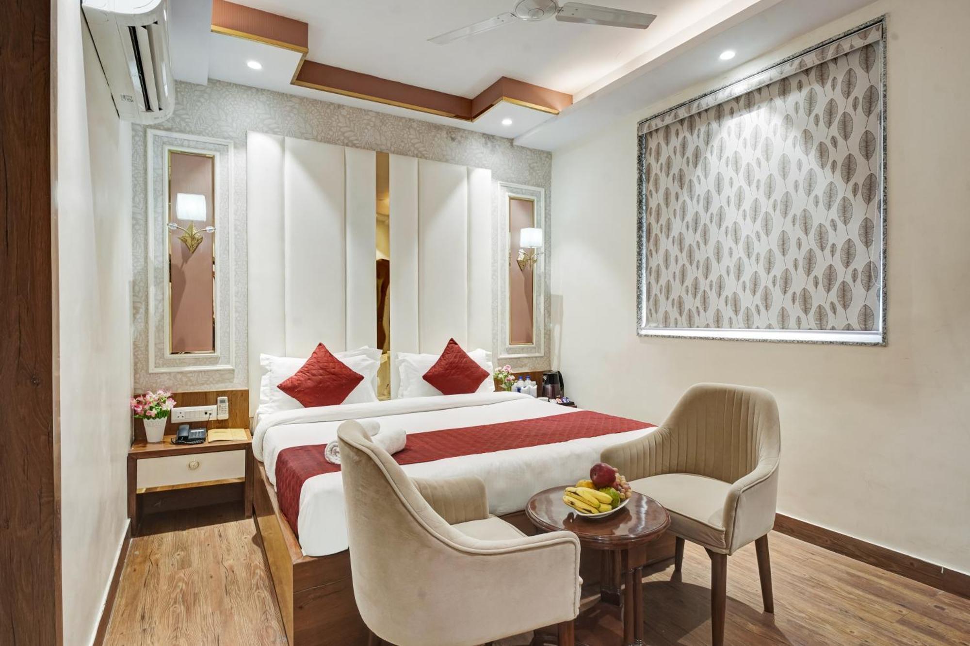 ホテル The Saina International - New Delhi, Paharganj エクステリア 写真
