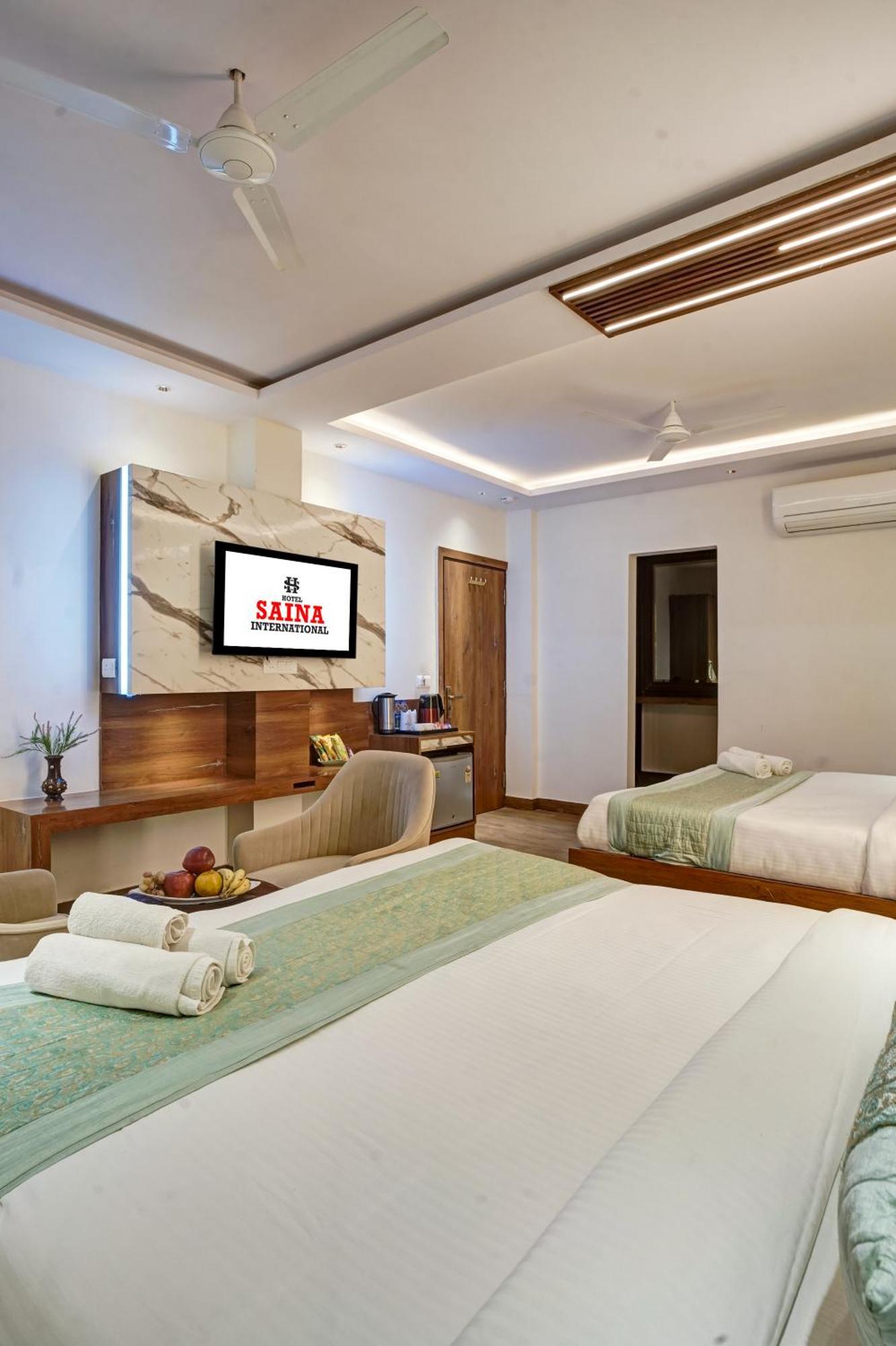 ホテル The Saina International - New Delhi, Paharganj エクステリア 写真