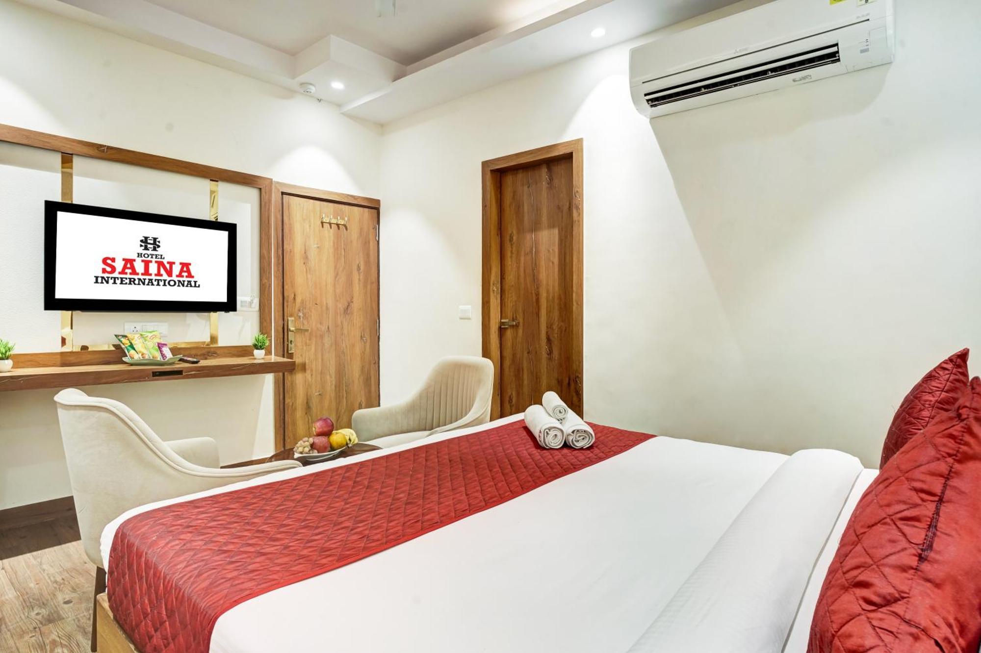 ホテル The Saina International - New Delhi, Paharganj エクステリア 写真