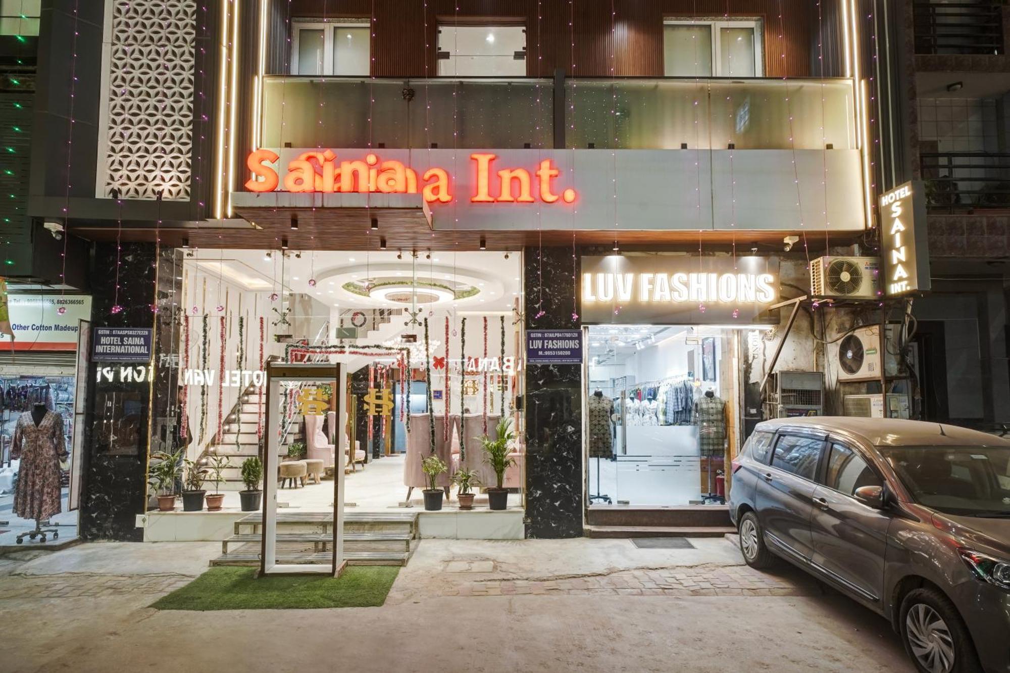 ホテル The Saina International - New Delhi, Paharganj エクステリア 写真